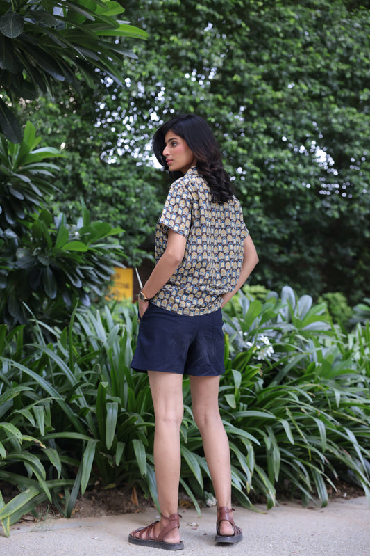 Haritage Print Relaxed Shirt &Classic Nevy Shorts