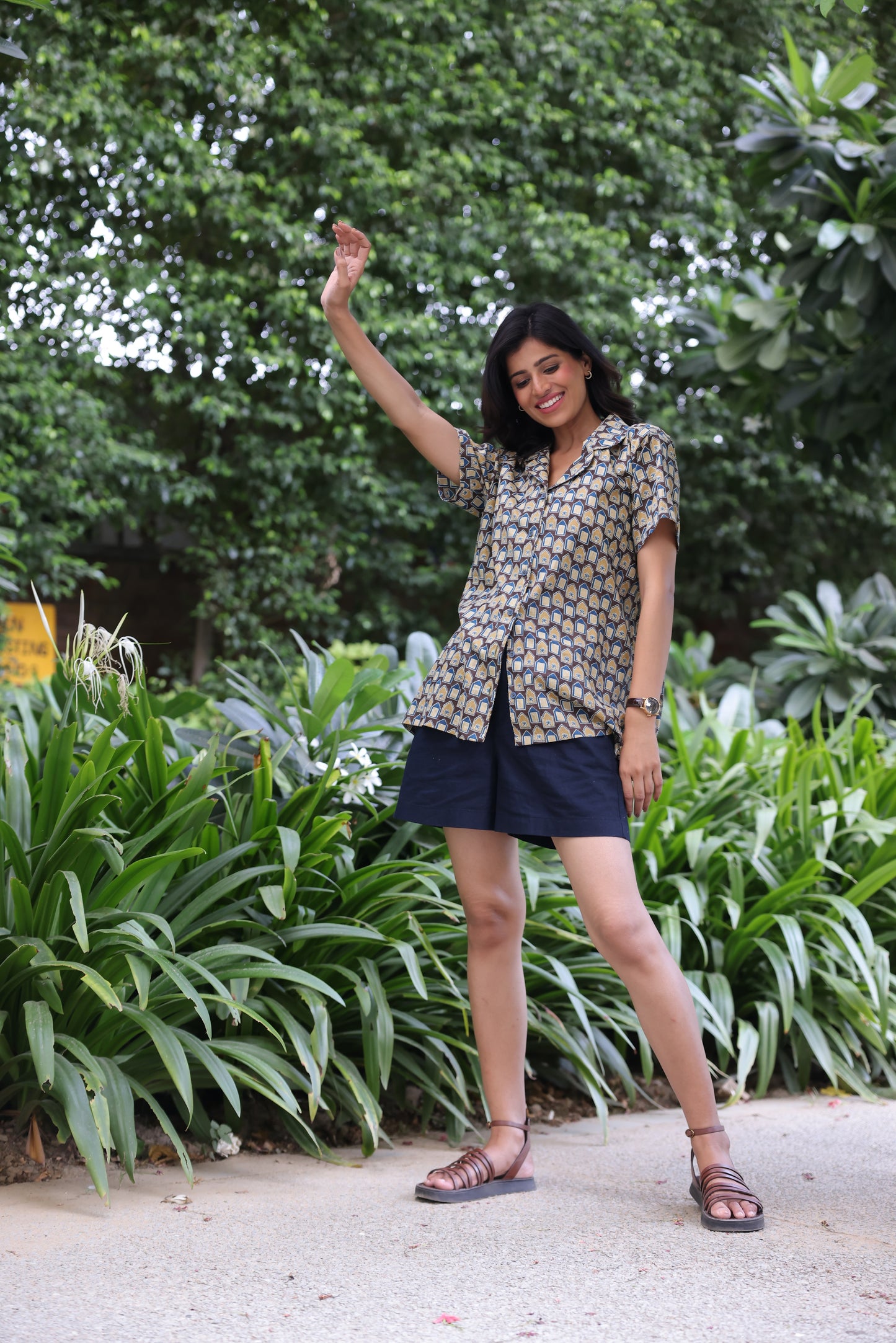 Haritage Print Relaxed Shirt &Classic Nevy Shorts